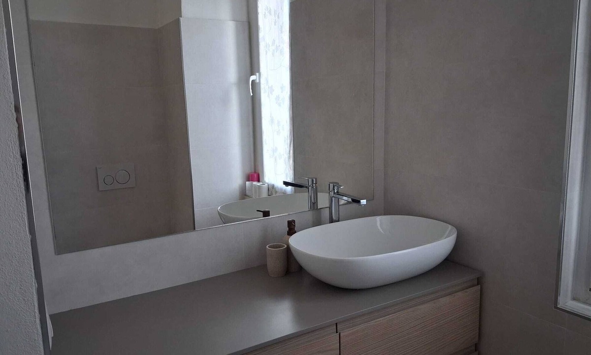 Giambellino Apartment | Design flat in the heart of Tortona District - steps from Fuorisalone events