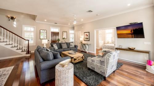 Truman Annex House | Diamond Girl by Last Key Realty
