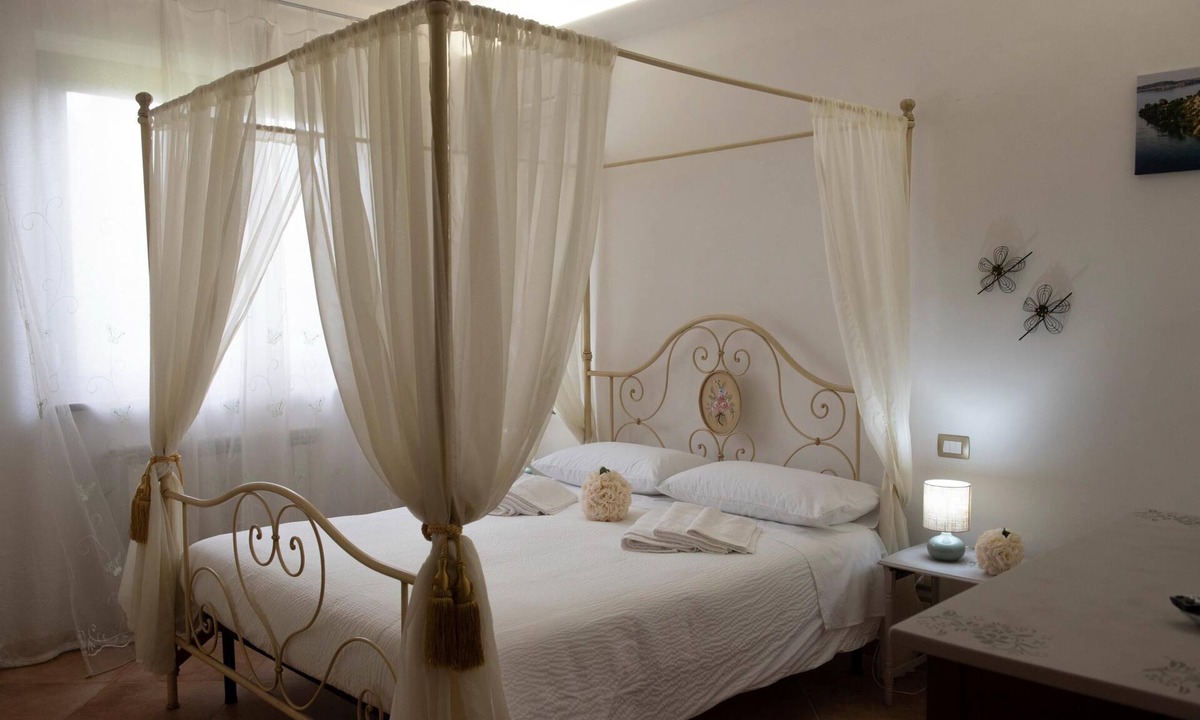 Marta House | Double Room with Pool View