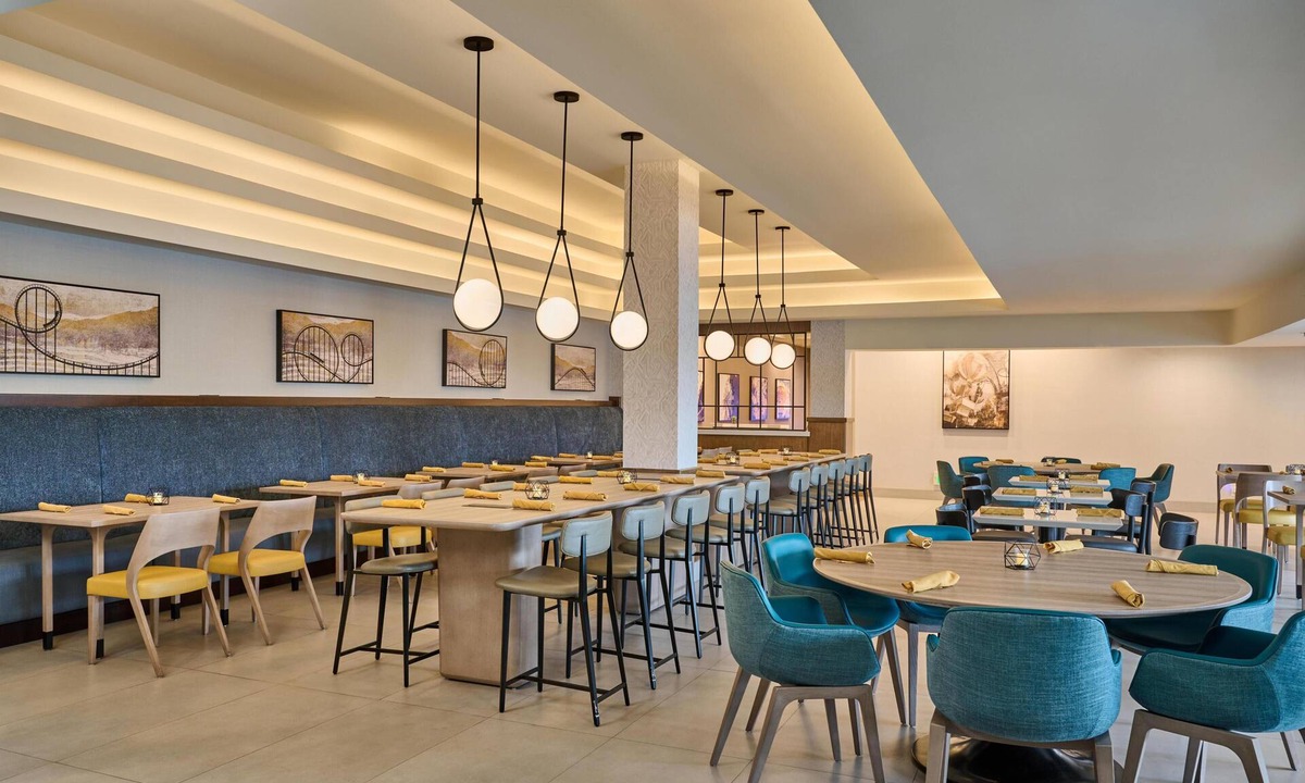 Buena Park Hotel | DoubleTree by Hilton Buena Park