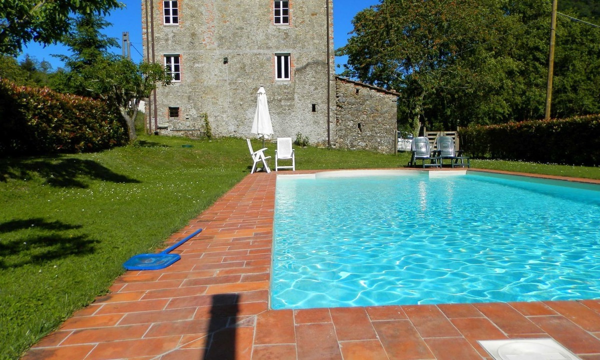Pescaglia Cottage | Dreamy Cottage in Trebbio with Pool