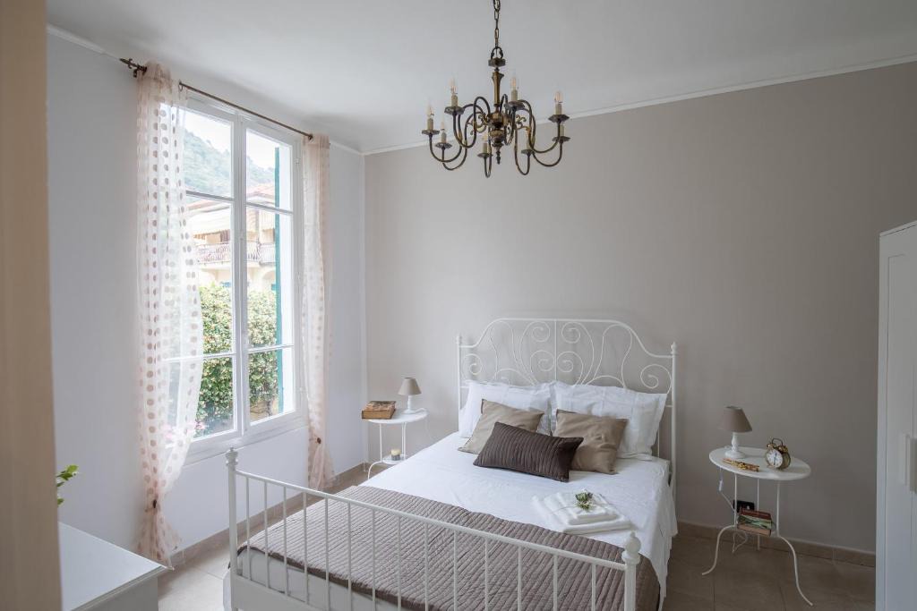 Dolceacqua House | DUSSAIGA - Casa Di Giacinta