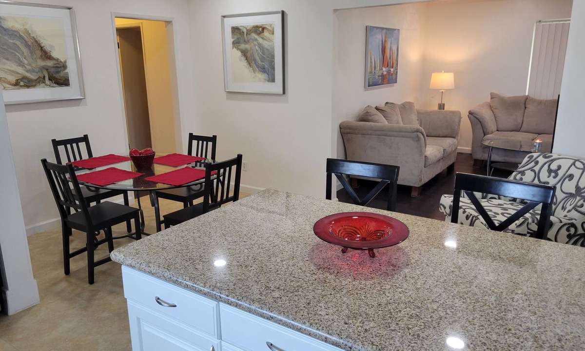 Cudahy House | Elegant home centrally located
