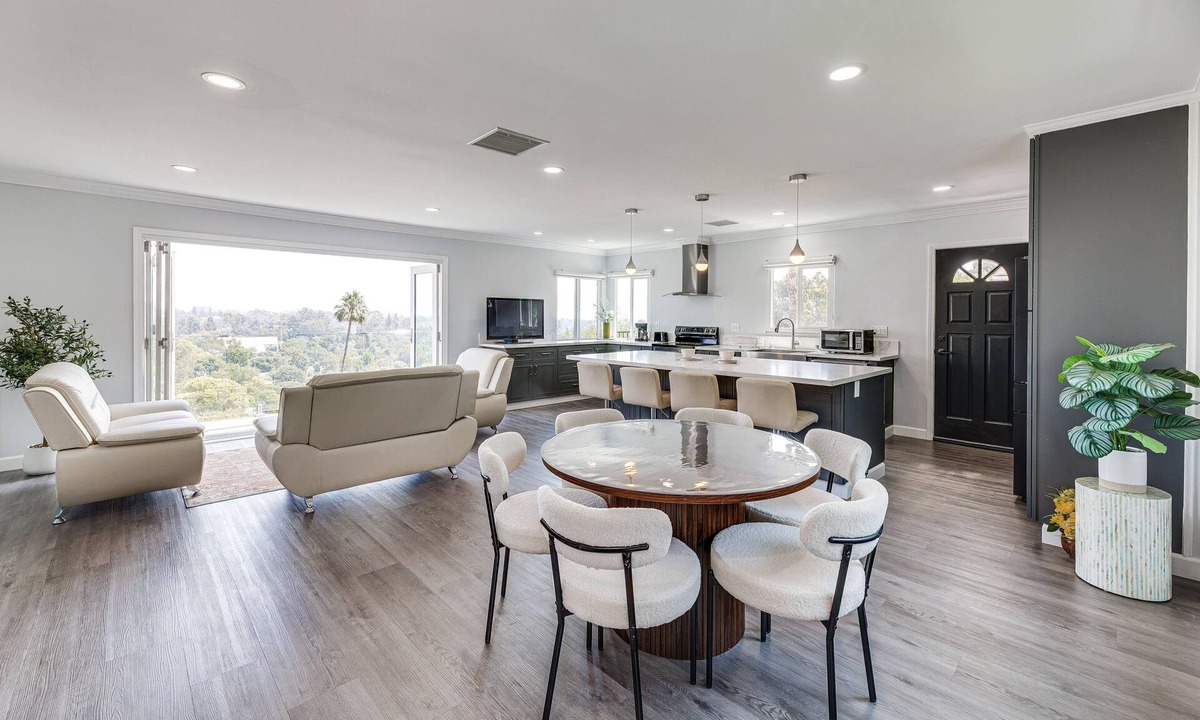 South Arroyo House | Enchanting Great View House in Pasadena