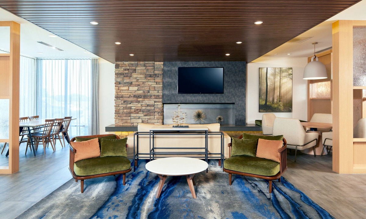 Palmdale Hotel | Fairfield Inn & Suites by Marriott Palmdale West