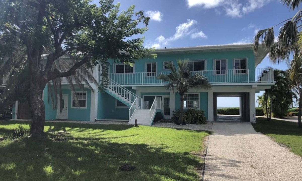 Cudjoe Key House | Family Retreat Ocean front pool