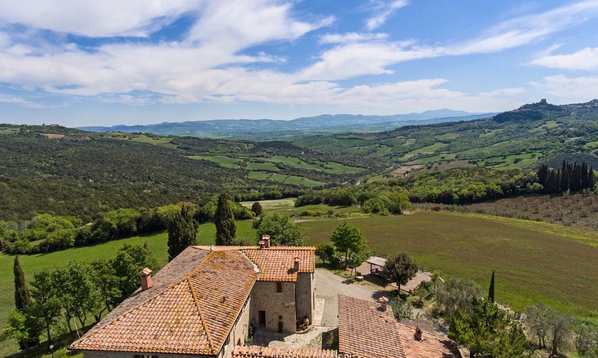 Castiglione d'Orcia House | Farmhouse IL PODERUCCIO with views of the Val d'Orcia, for FAMILIES