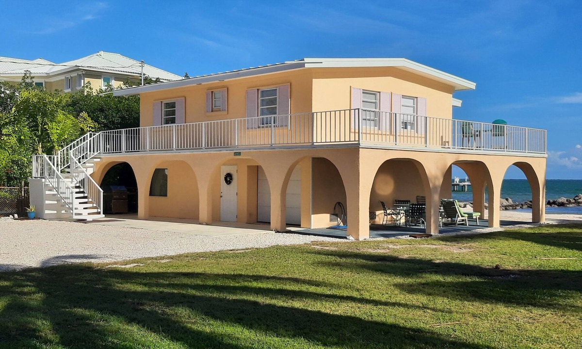 Summerland Key House | Fishermens' dream B.Y.O. boat ocean front with protected canal 600' to bluewater