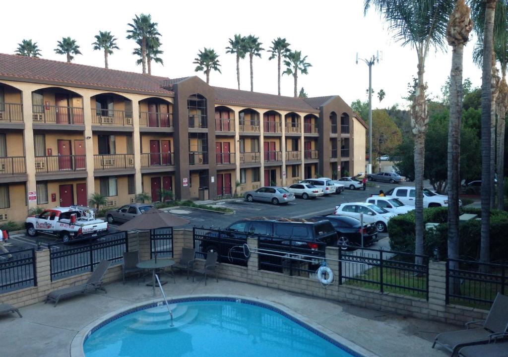 West Covina Hotel | Five Star Inn