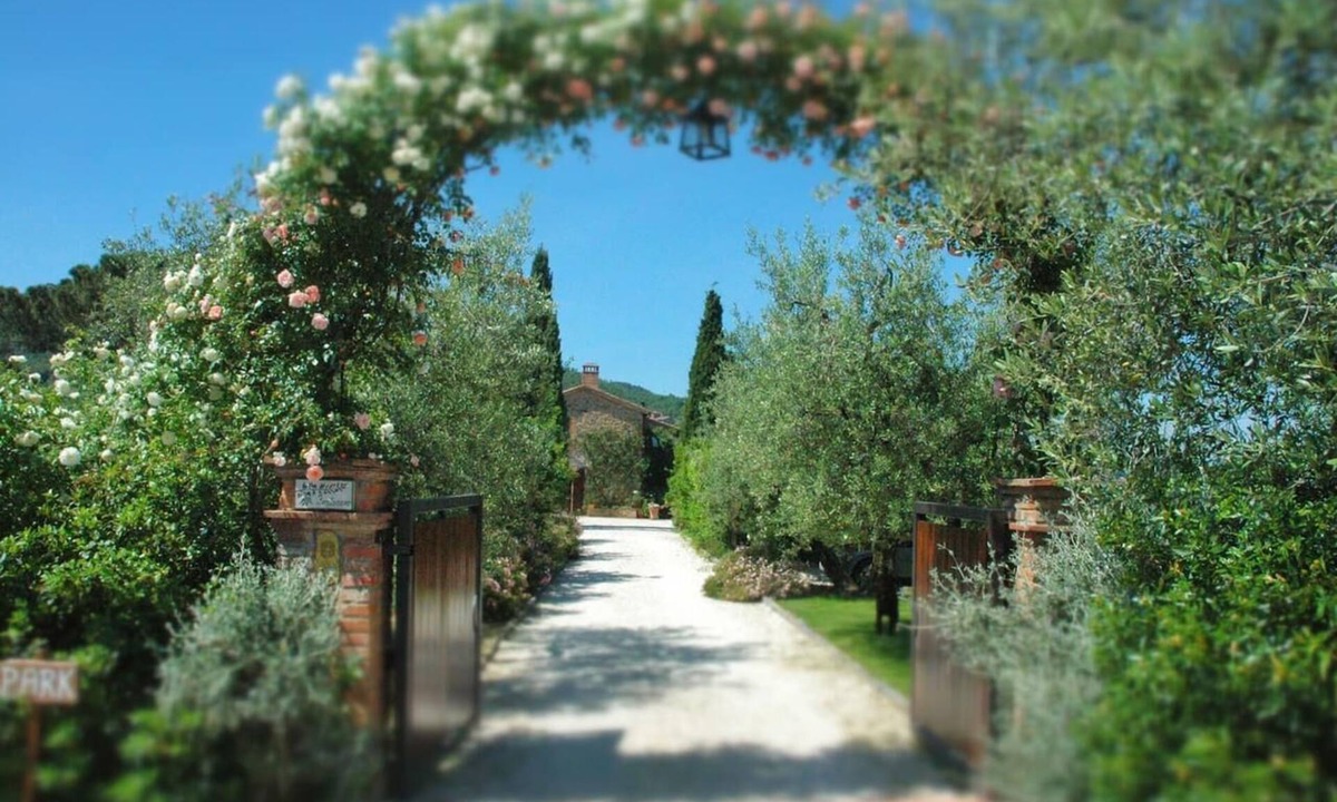 Paciano House | Frantoio home with pool and Jacuzzi in the Fontanaro estate