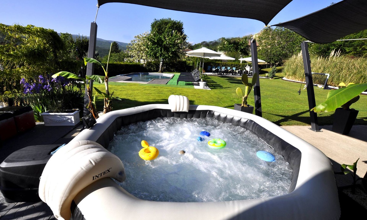 Monterenzio Apartment | Gan Eden Suite With Pool