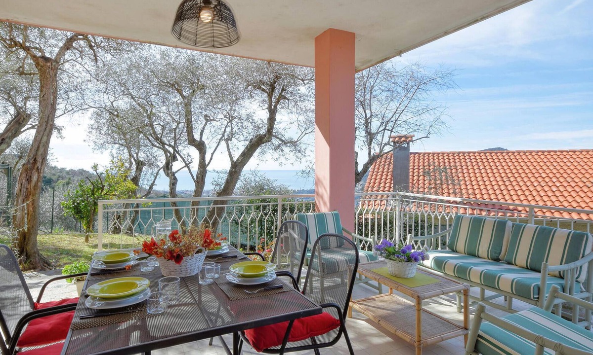 Leivi Apartment | Gorgeous apartment in San Bartolomeo di Leiv