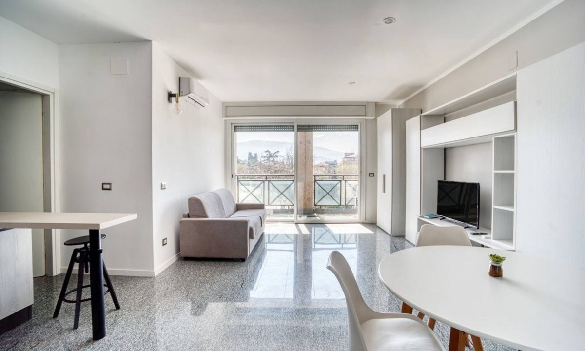 Foligno Apartment | GuestHost - Casa Frida, apartement with balcony