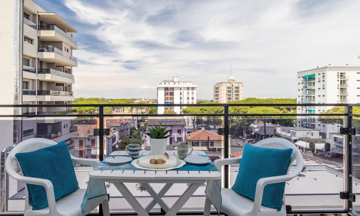 Lido degli Estensi Apartment | GuestHost - Lido degli Estensi Flat a stone's throw from the beach