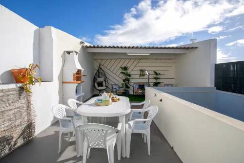 Livramento House | GuestReady - Villa Isla