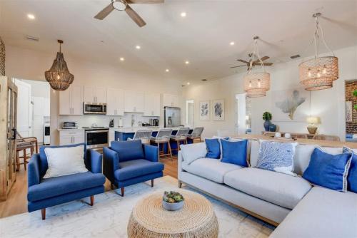 Historic Seaport House | Harbor House Penthouse- B