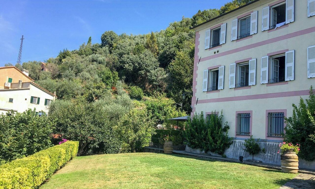 Mortola House | Historic villa with sea views in Camogli, Liguria