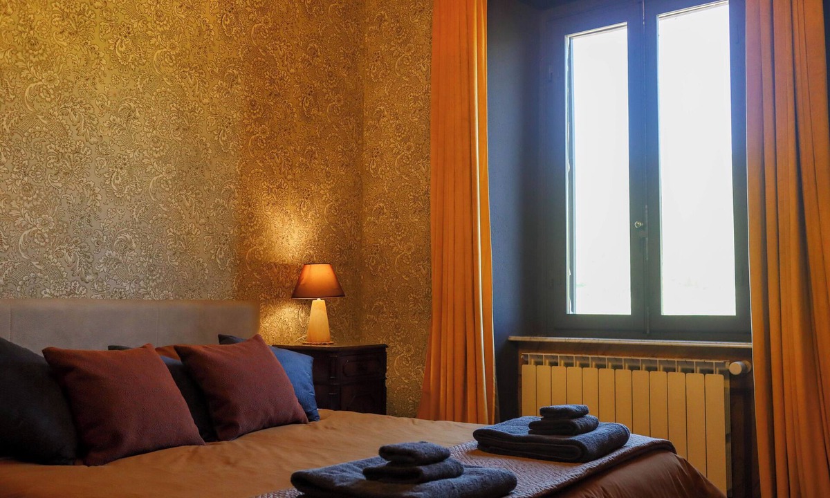 Castel Focognano Bed & Breakfast | Historical suite for writers and hikers