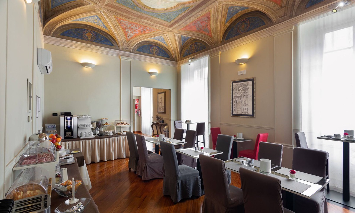 Pre Hotel | HNN Luxury Suites