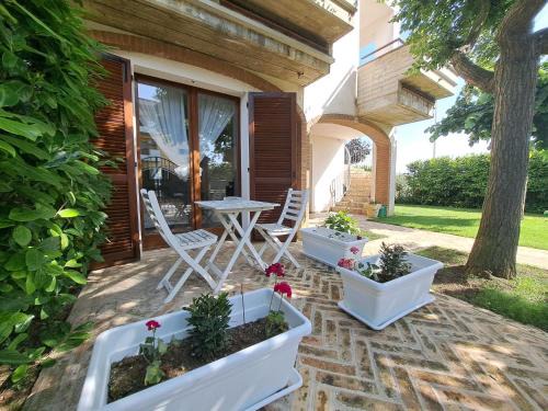 Loreto Aprutino House | Holiday Home Daphne Experience - by Interhome