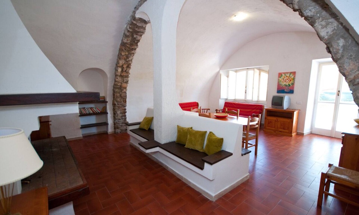 Giannella Apartment | Holiday Home Giannella for 8 people 250 meters to the sea