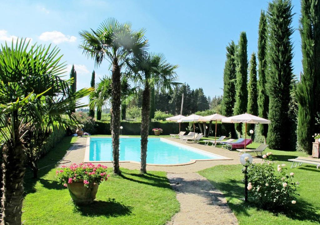 Poggibonsi House | Holiday Home Giuggiolo - Giuggiolo 2 by Interhome