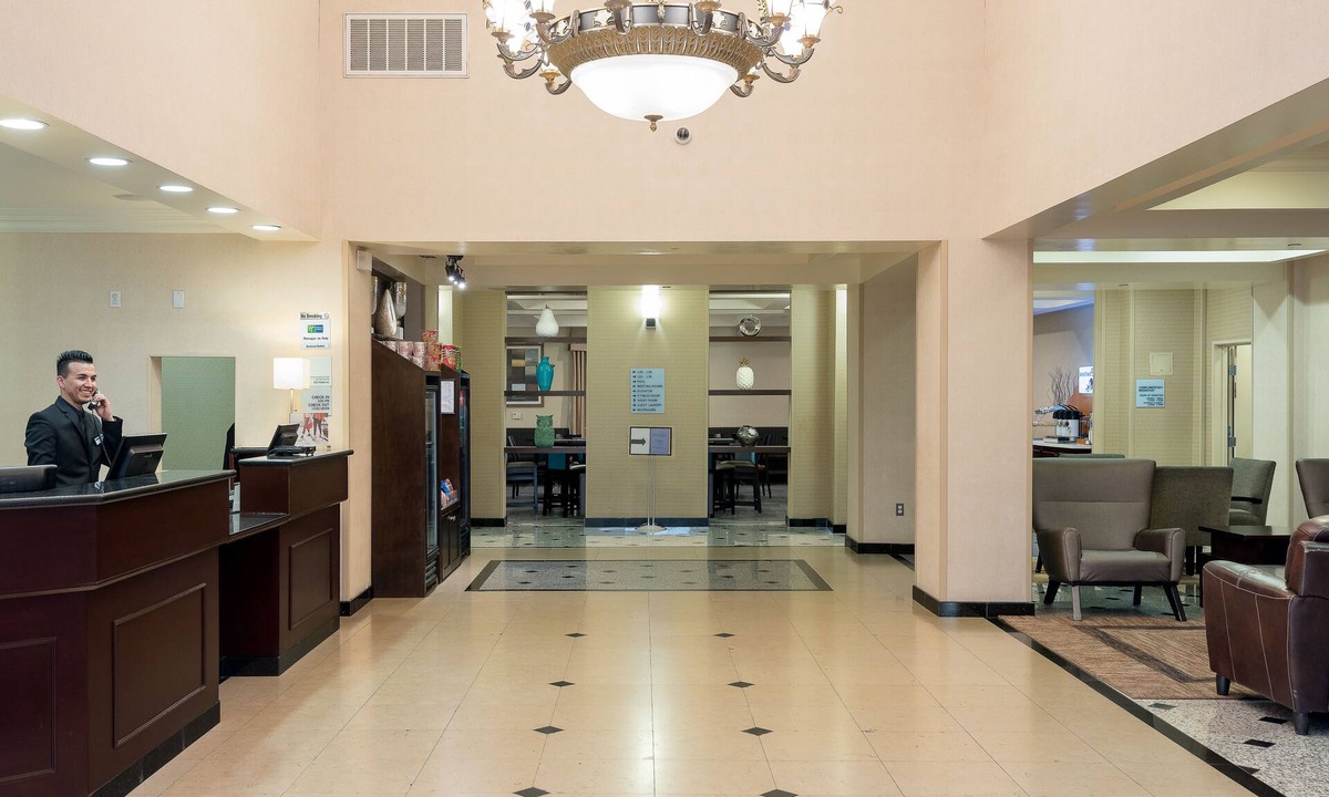 Hawthorne Hotel | Holiday Inn Express Los Angeles Airport Hawthorne by IHG