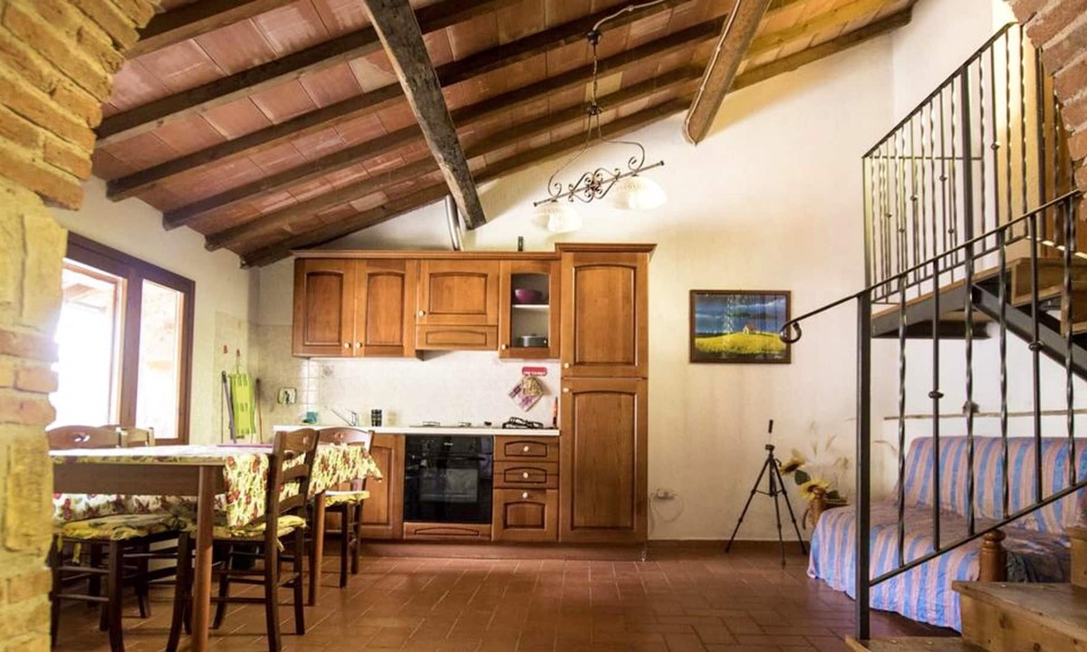 Massa Marittima Apartment | Homerez - Spacious appartement for 8 ppl. with shared pool at Massa Marittima