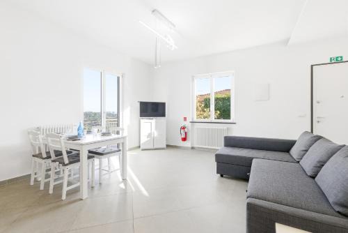 Bardino Nuovo Apartment | Hostdomus - Sunrise Platinum Sea View - Finale Ligure