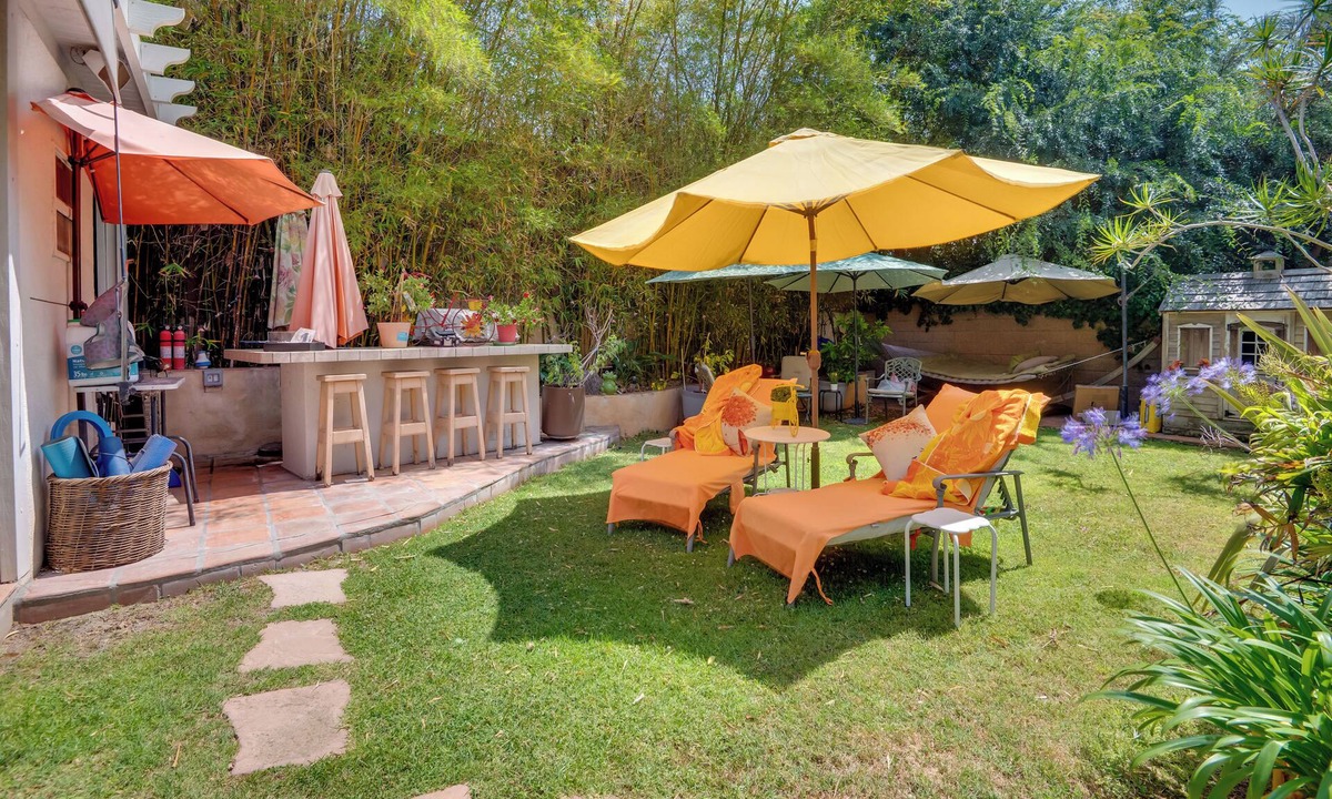 View Park-Windsor Hills Apartment | Hot Tub Relaxation: Studio 4 Mi to SoFi Stadium!