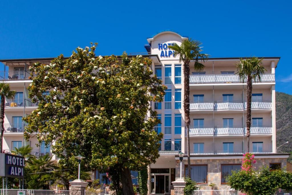 Baveno Hotel | Hotel Alpi
