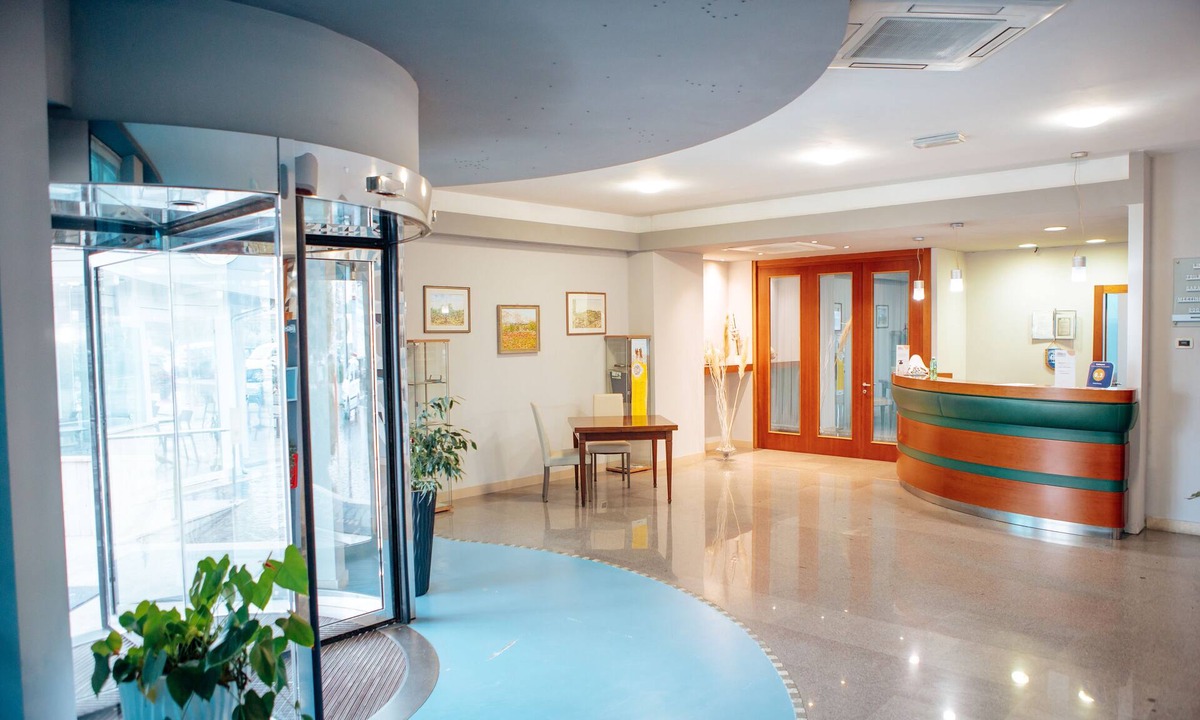 Marina di Citta Sant'Angelo Hotel | Hotel Amico