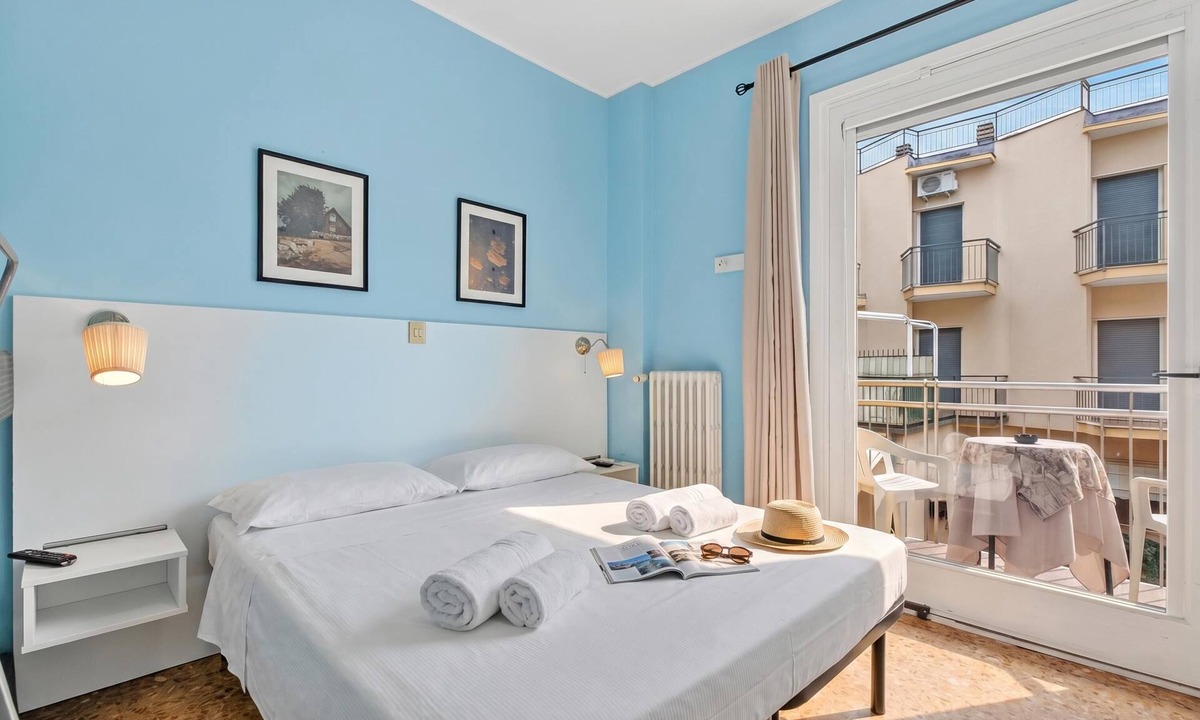 Laigueglia Hotel | Hotel Del Golfo 59, Laigueglia, Italy