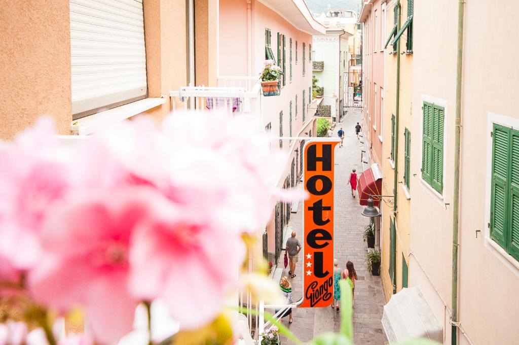 Spotorno Hotel | Hotel Giongo