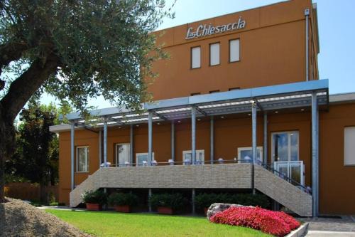 Crespellano Hotel | Hotel La Chiesaccia