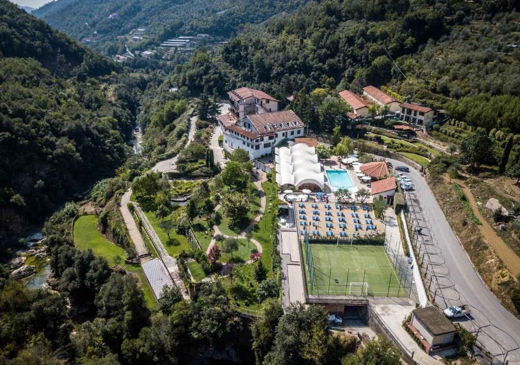 Rocchetta Nervina Hotel | Hotel Lago Bin