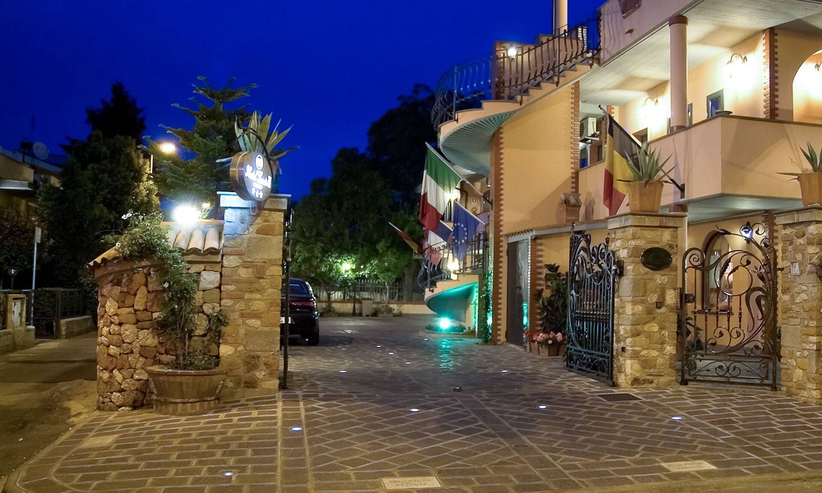Ciampino Hotel | Hotel Louis II