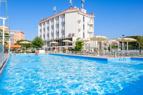 Lido Adriano Hotel | Hotel Marina Beach - Azzurro Club