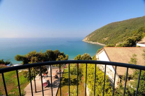 Moneglia Hotel | Hotel Residence Mondial
