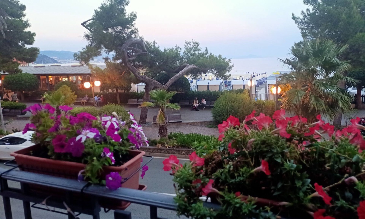 Arenzano Hotel | Hotel Serena