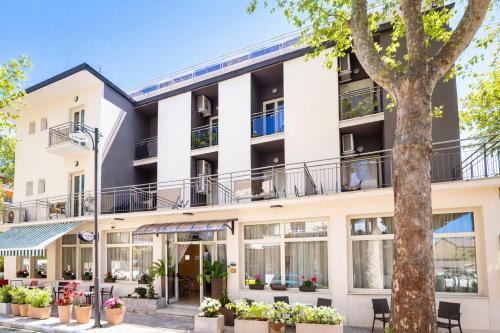 Cesenatico Hotel | Hotel Villa Tina Easy Stay B&B