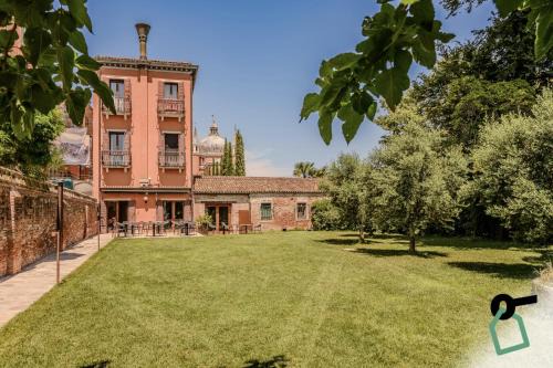 Molina House | Hotiday Venezia Cape