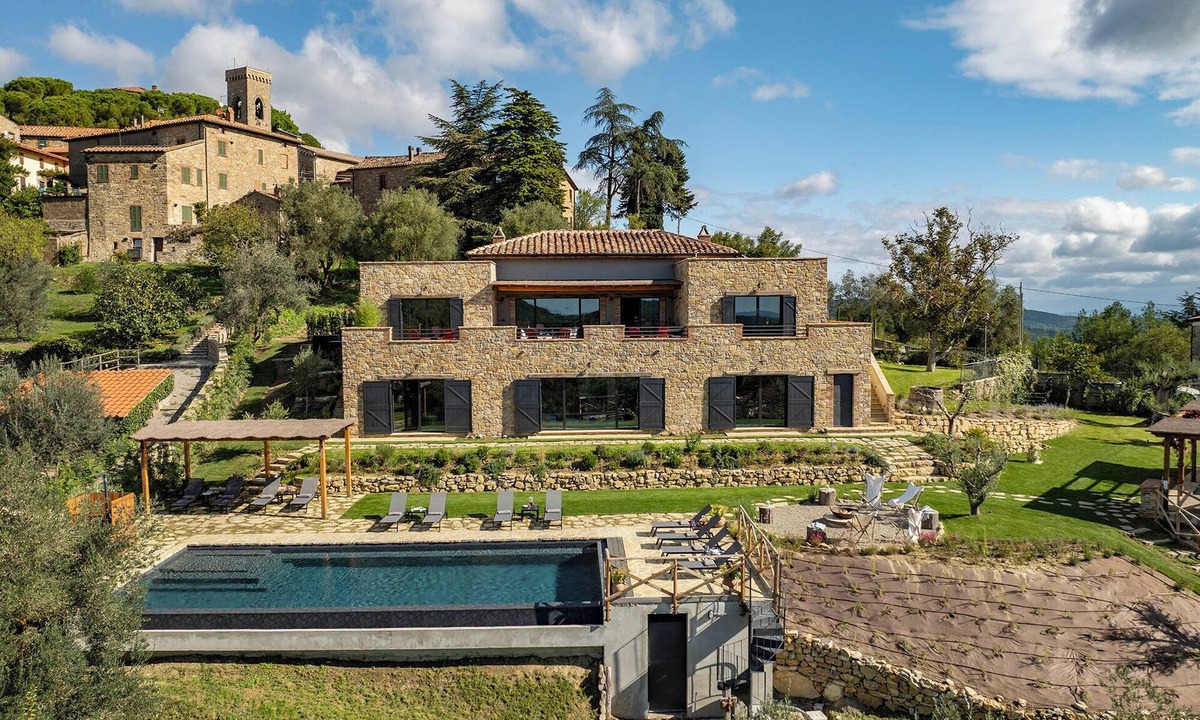 Montegiove Villa | I Tramonti 10+2, Emma Villas
