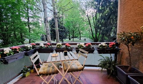 San Donato Milanese House | IL BALCONE NEL PARCO - stanze con bagno privato