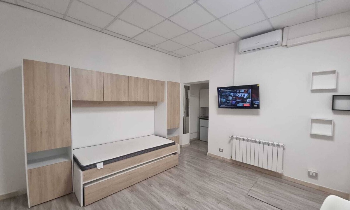 Savena Apartment | Independent Room with Private Access in Fairgrounds