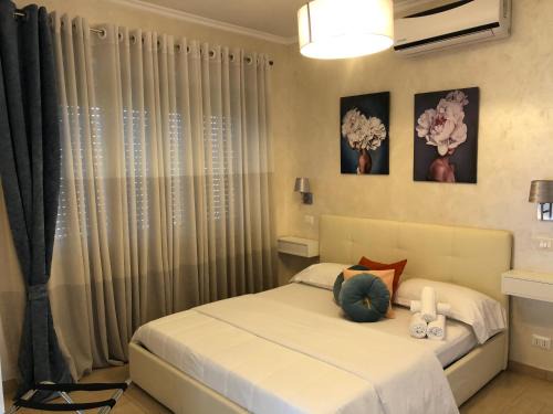 Casal Bertone House | Isabel