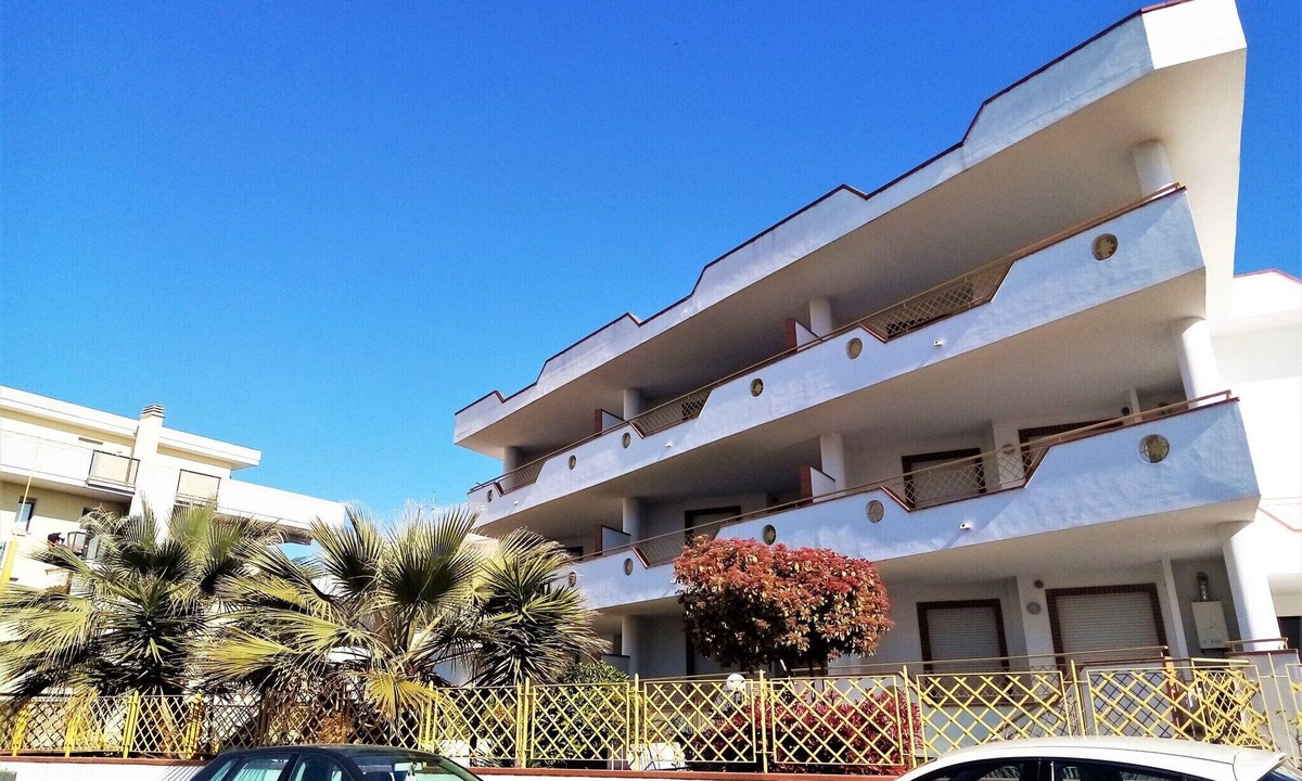 Villa Rosa Apartment | Coastal Comfort Stay in Villa Rosa