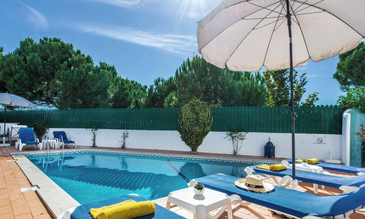Castelo Villa | Julieta - Villa walking distances to São Lourenço beach and private pool