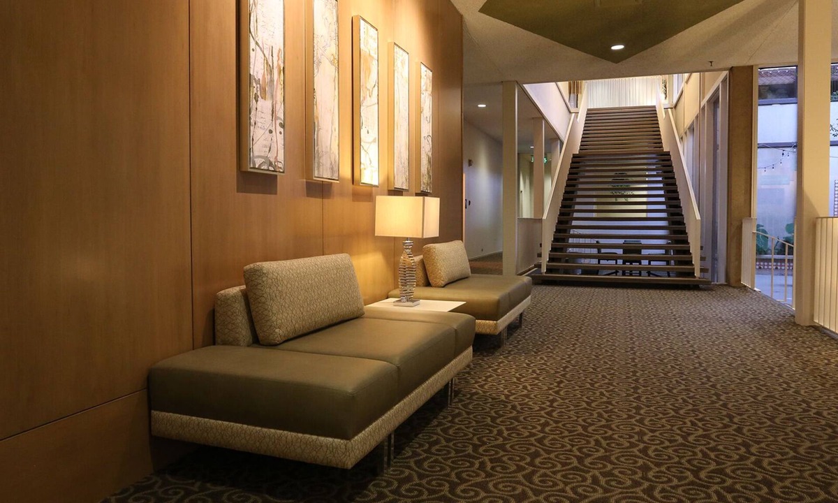Pomona Hotel | Kellogg West Conference Center and Hotel