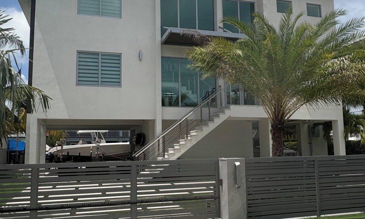 Riviera Village House | KEY LARGO BRAND NEW HOUSE WITH POOL & DOCKAGE